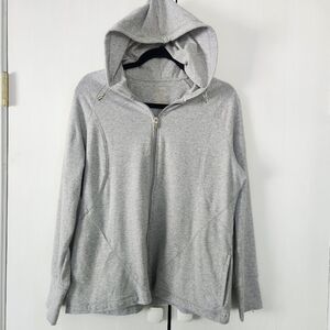 DANSKIN NOW Zip-Up Lightweight Zip-Up